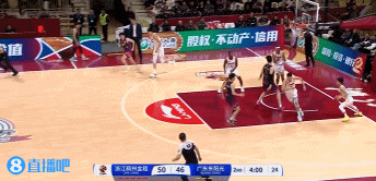👏强得很！徐昕第二节4中4独得8分2板1助1断 首节没打