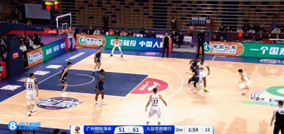 硬！于米提长传助攻袁照耀扣篮 姜伟泽突破助吴昌泽暴扣回应！