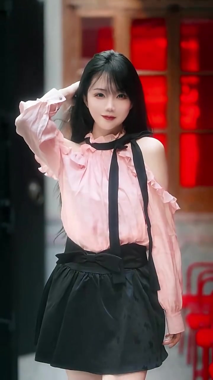 不是你谁？LPL主持十月分享视频：一起去看春天吧