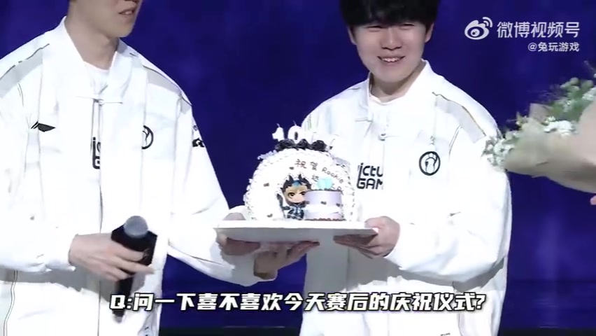 RK谈“鸡架”：有这种梗给我挺好 希望比赛多打 多来点这样的外号