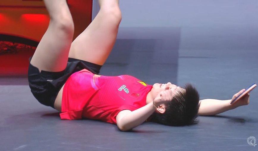 孙颖莎夺冠之路：击败大藤沙月&伊藤美诚&申裕斌，决赛险胜王曼昱